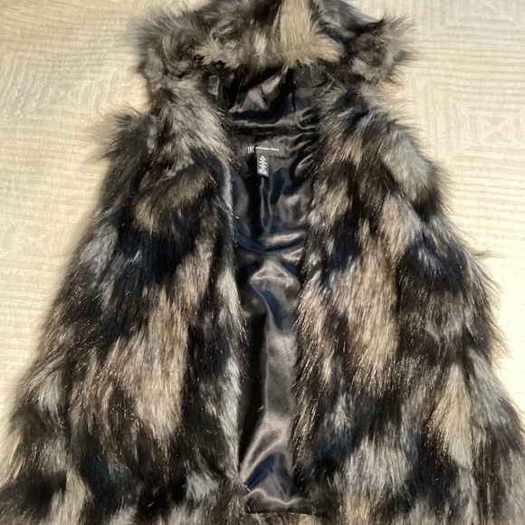 INC faux fur hooded XL vest - Picture 1 of 5
